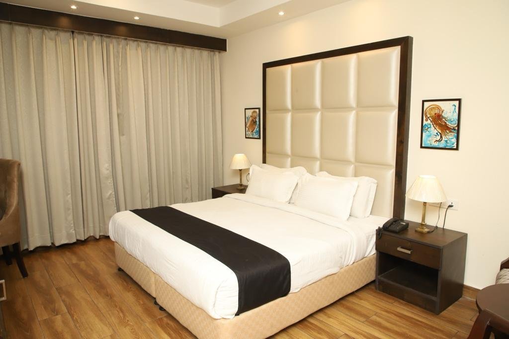 Check the Top 6 luxury Hotels in the World